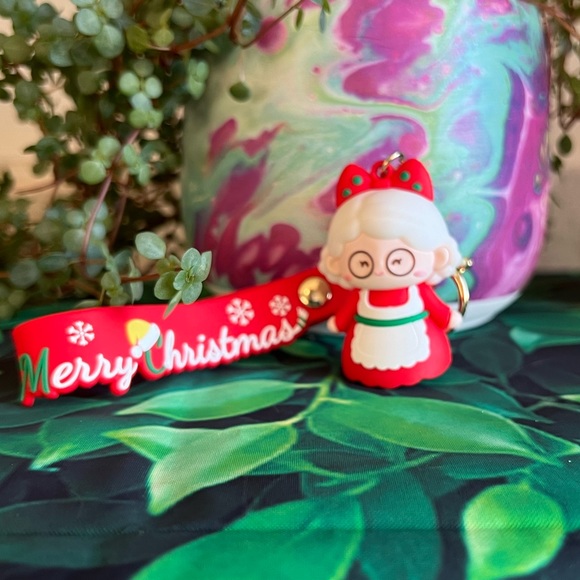Mrs. Claus Key Charm / Purse Charm/ Backpack Charm - Picture 4 of 7